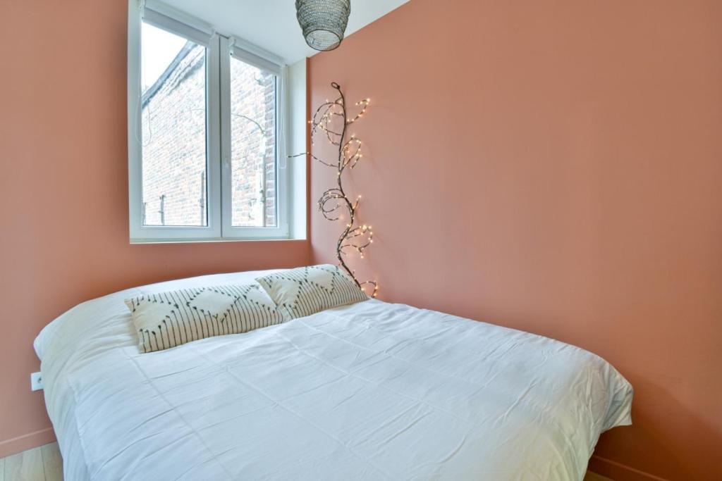 Residence Jean Hardy - Hyper Centre, Parking Gratuit, Wifi, Clim, Gare Valenciennes Buitenkant foto