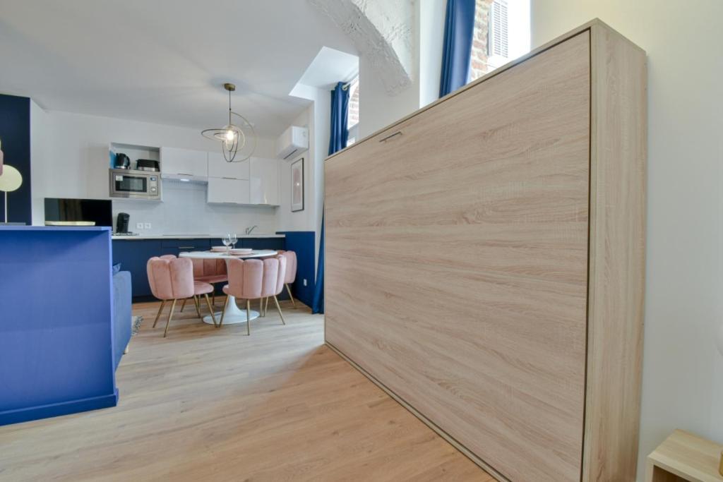 Residence Jean Hardy - Hyper Centre, Parking Gratuit, Wifi, Clim, Gare Valenciennes Buitenkant foto