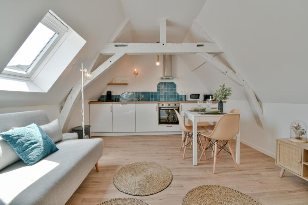 Residence Jean Hardy - Hyper Centre, Parking Gratuit, Wifi, Clim, Gare Valenciennes Buitenkant foto