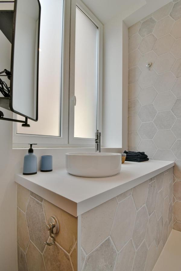 Residence Jean Hardy - Hyper Centre, Parking Gratuit, Wifi, Clim, Gare Valenciennes Buitenkant foto